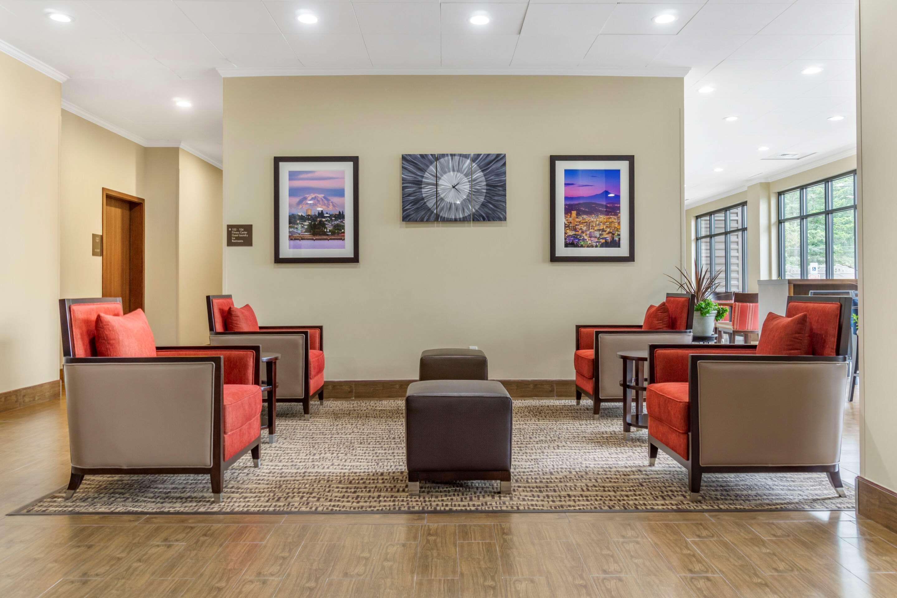 Comfort Inn & Suites Lakewood By Jblm Eksteriør bilde